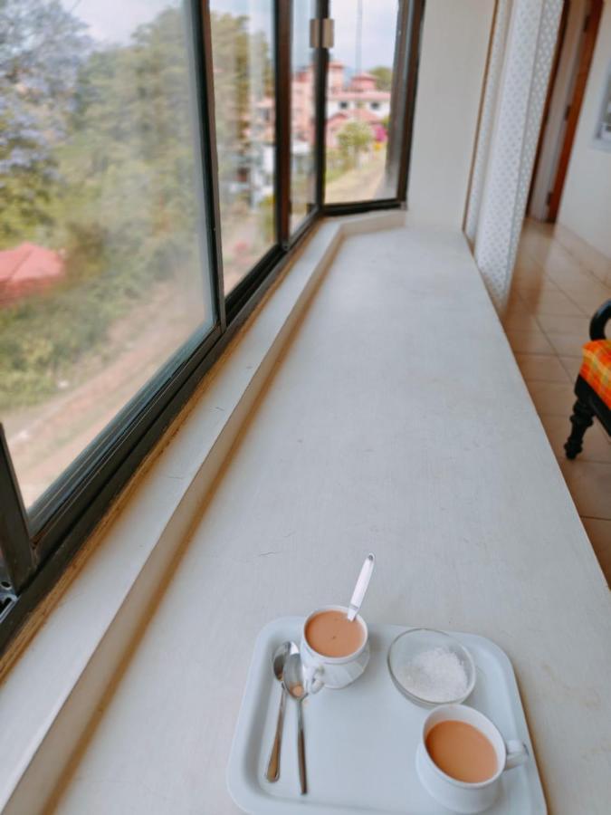 Camellia Heights 1&2 Bed and Breakfast Coonoor Eksteriør billede