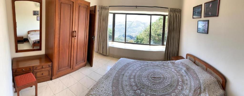 Camellia Heights 1&2 Bed and Breakfast Coonoor Eksteriør billede