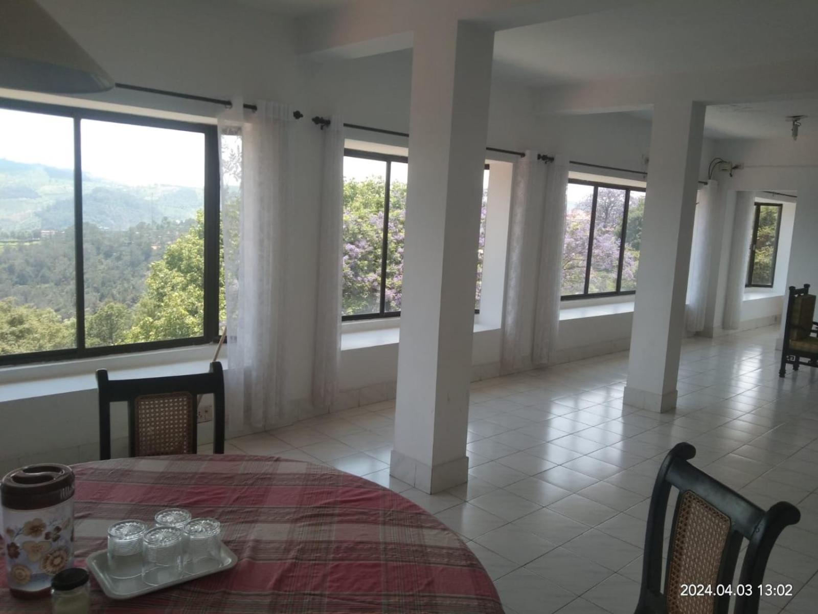 Camellia Heights 1&2 Bed and Breakfast Coonoor Eksteriør billede