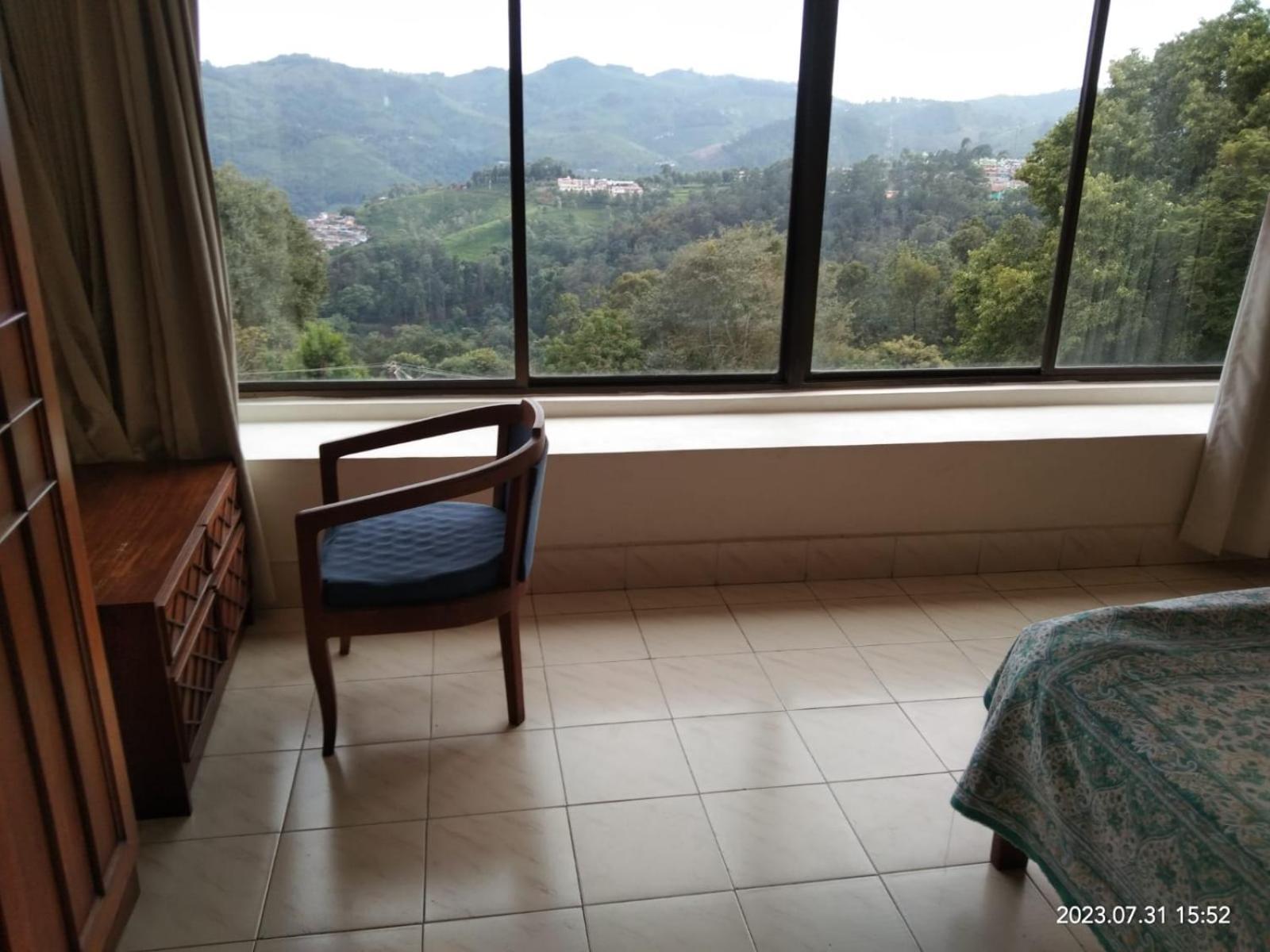 Camellia Heights 1&2 Bed and Breakfast Coonoor Eksteriør billede